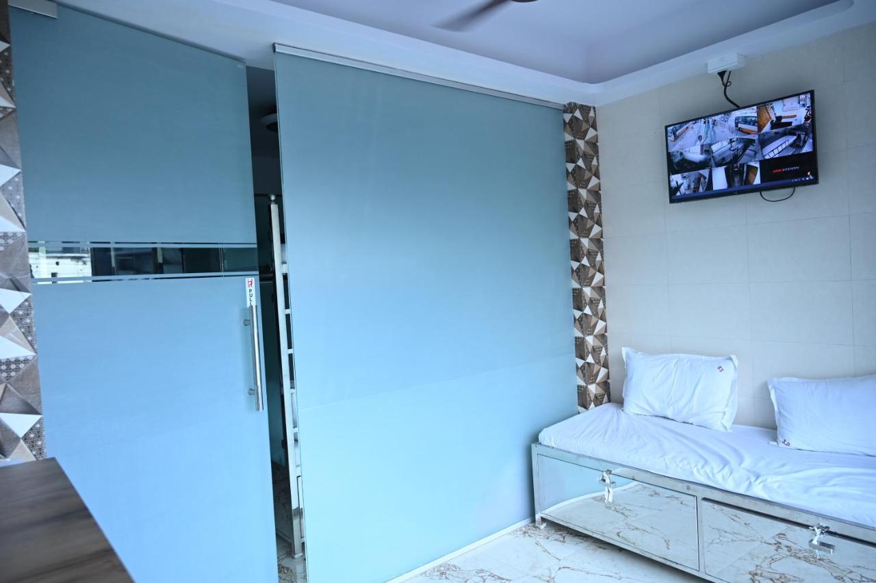 Sagar Dormitory Andheri - Nearest To Andheri Railway Station West Mumbai Exterior foto